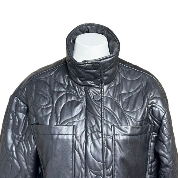 Avec Les Filles "with the girls" NWT black quilted faux leather crop jacket size - Picture 3 of 15